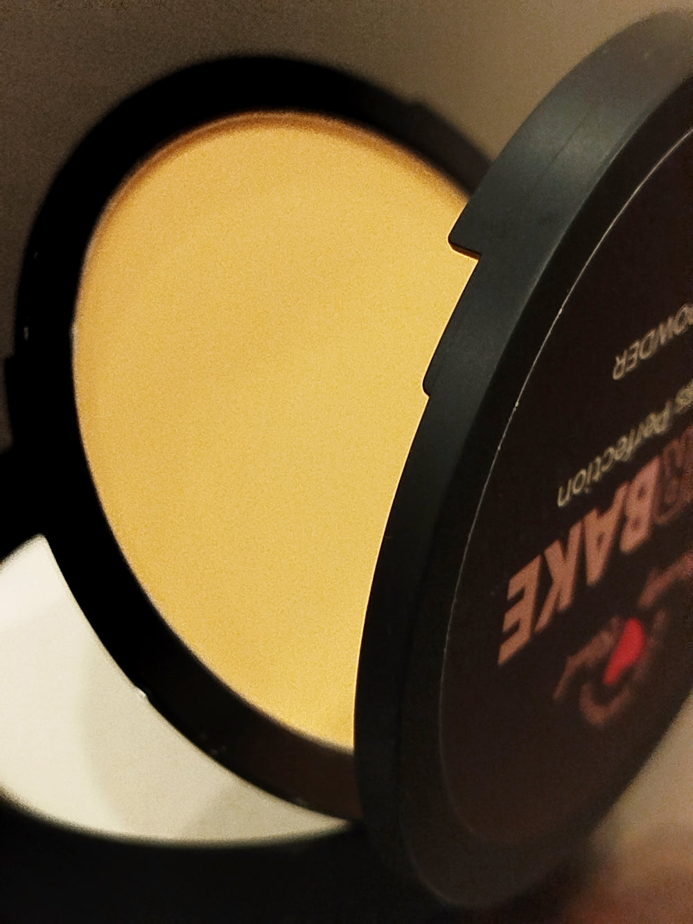 Blur Bake Compact Powder (pressed)