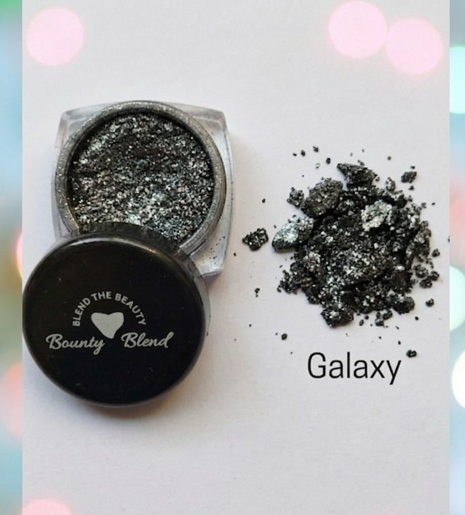 Galaxy Bounty Eye Glitter
